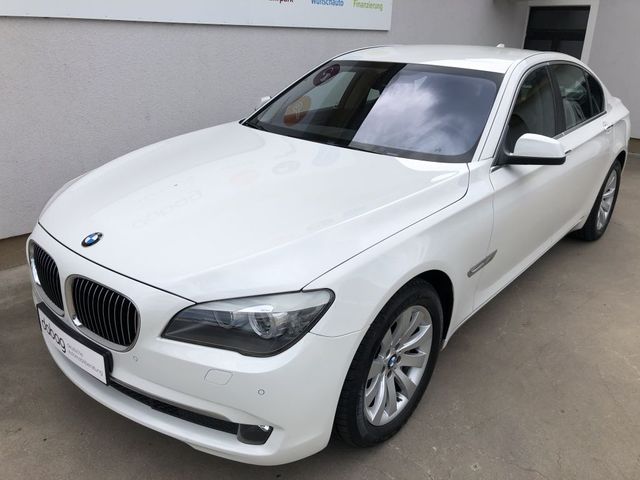 BMW 750i Navi Kamera Head Up Klima Motorschaden