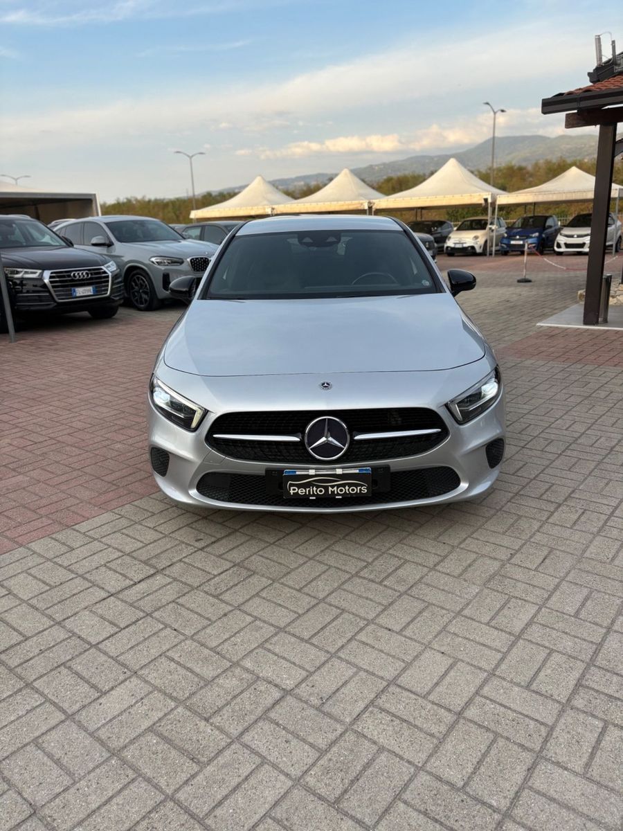 Mercedes-Benz Mercedes-benz A 180 d Automatic Executive imagem 2