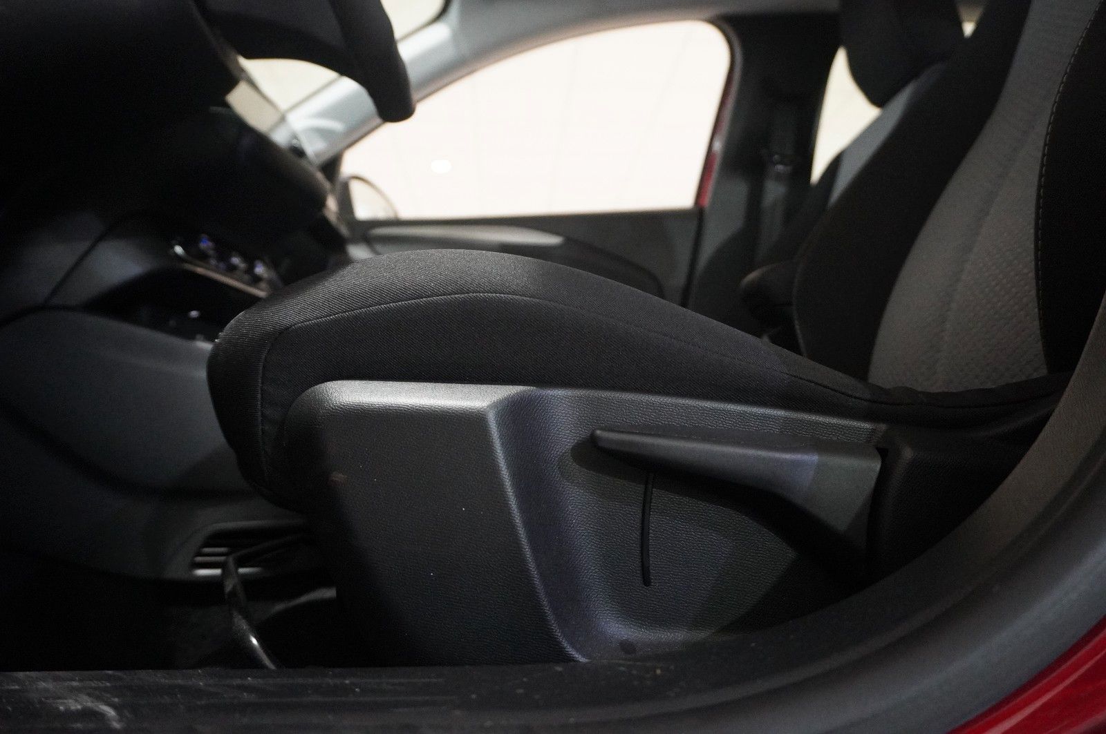 Fahrzeugabbildung Opel Corsa-e F FACELIFT 3-PHASIG NAVI/LED/SHZ/11KW