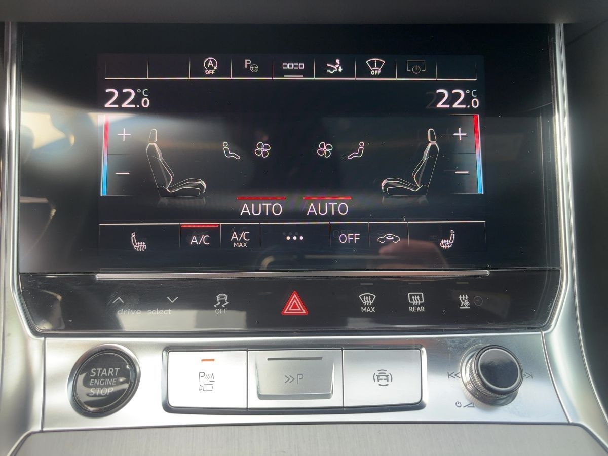 Audi A7 Sportback 55TFSI quattro S tronic S Line Head foto 15