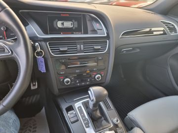 Audi A4 Allroad - 12
