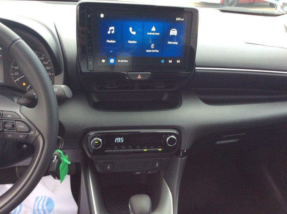 Mazda 2 Hybrid 1.5L VVT-i Centre-Line