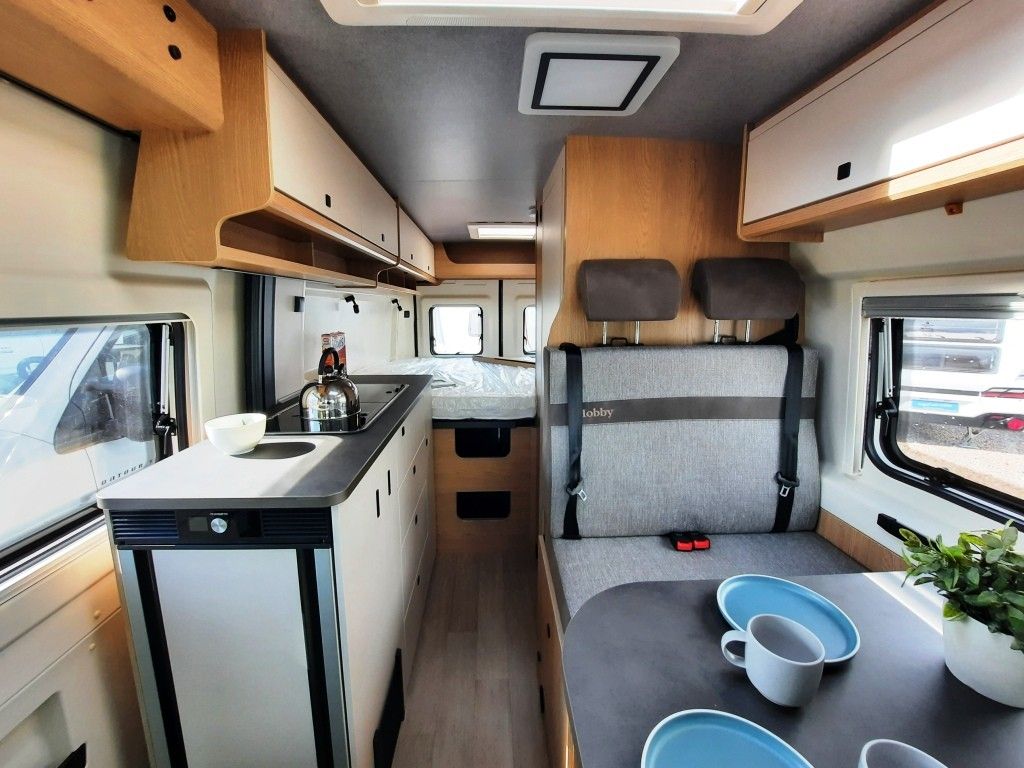 Fahrzeugabbildung Hobby ONTOUR Van 600 FT Solaris Verfüg./Sparen Sie 11.