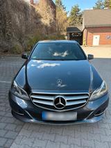 Mercedes-Benz Mercedes Benz E 200 CDI BlueEfficiency  Av... - Mercedes-Benz E 200: Cdi Blueefficiency
