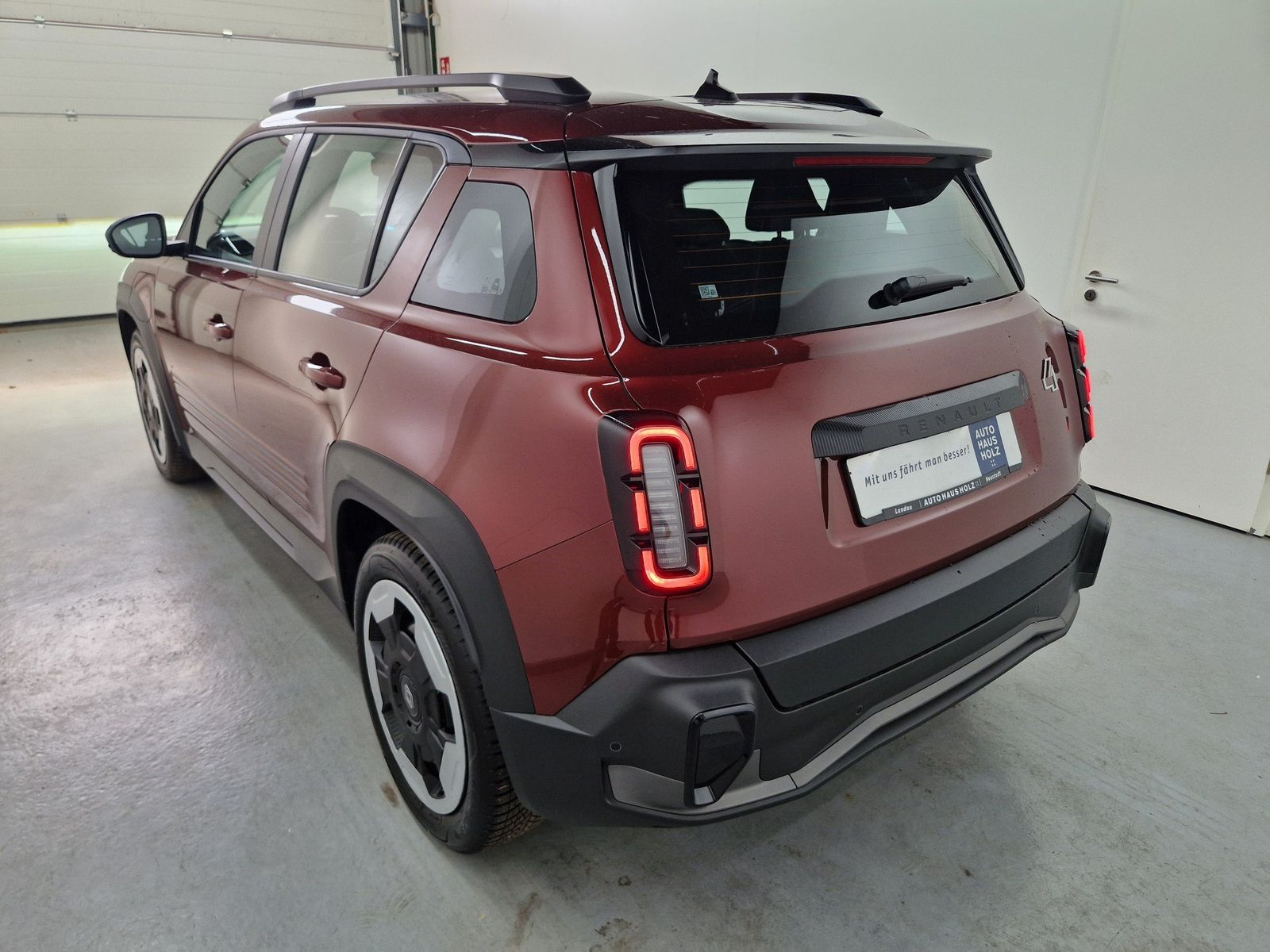 RENAULT R 4 E-Tech Evolution 120 Urban Range – Bild 2
