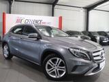Mercedes-Benz GLA 220 d 4Matic URBAN SPORT / XENON / LEDER - Mercedes-Benz GLA 220 aus 2016