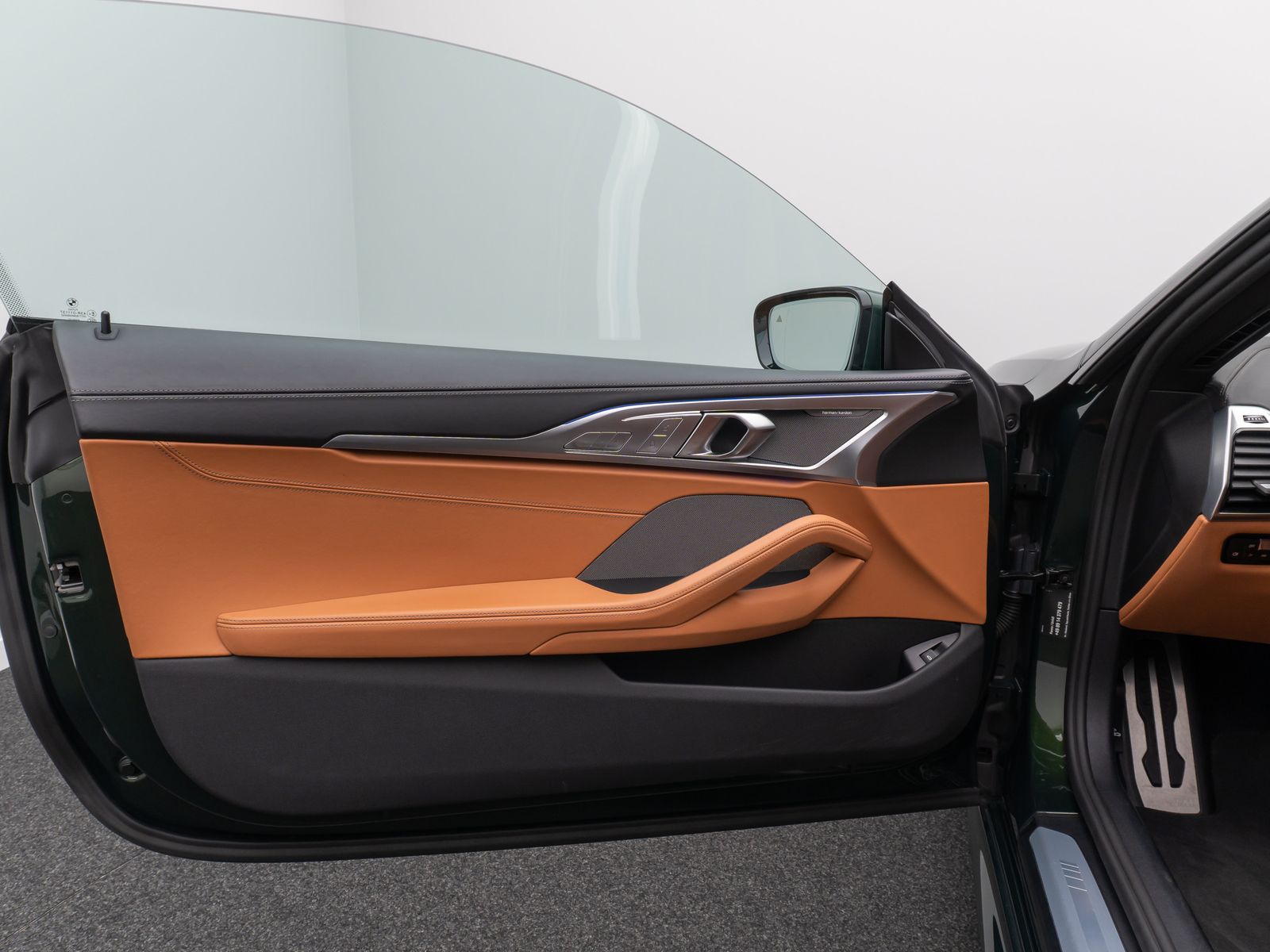 Fahrzeugabbildung BMW 840d xD M Sport Kamera HUD SoftCL DisplKey 20"