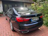 BMW 730d  BMW Scheckheft Premium Selection - BMW 730 in Düsseldorf