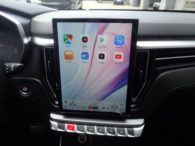 Fahrzeugabbildung DFSK Forthing 3 1.5L Turbo El. Panodach Leder ACC El.