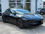 Tesla Model 3 Highland RWD *BLACK/BLACK*Facelift* - Tesla Model 3 in Mainz