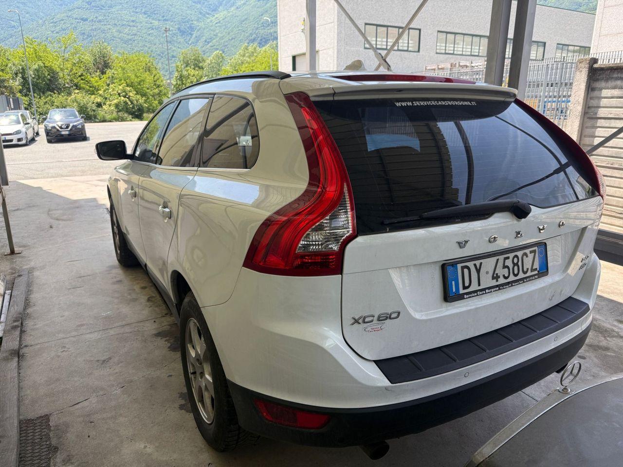 Volvo XC60 2009 — engine 2.400 cm³, 163 HP (120kW)