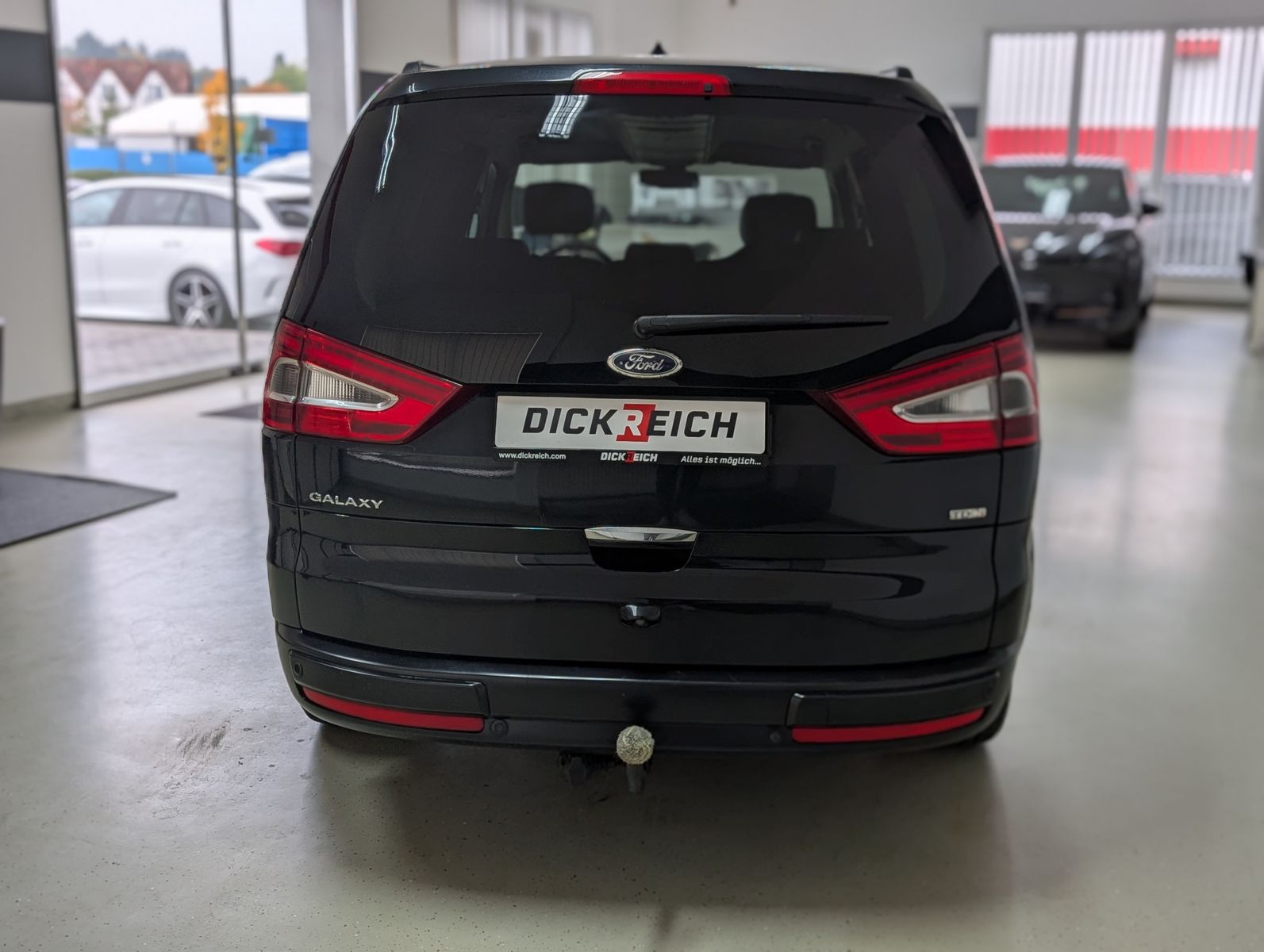 Fahrzeugabbildung Ford Galaxy Ghia 7-SITZ AHK PDC LEDER EURO5 KLIMA