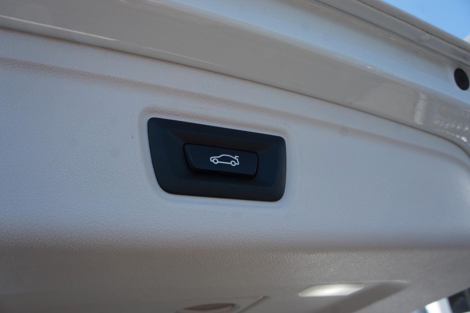 BMW 320 i Touring *ACC*HUD*PANO*LED*KAM*FACELIFT*, миниатюра 8