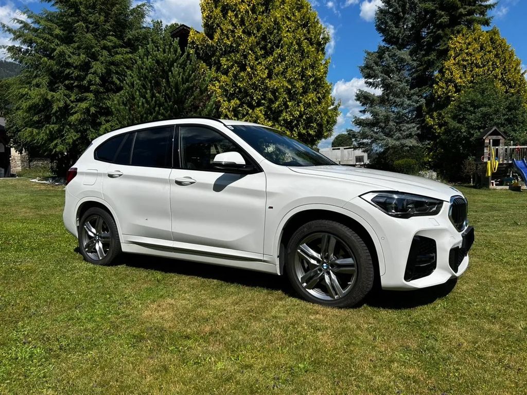 Image of BMW X1