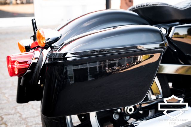 Fahrzeugabbildung Harley-Davidson XL883L SUPERLOW SPORTSTER - TOURING KOFFER