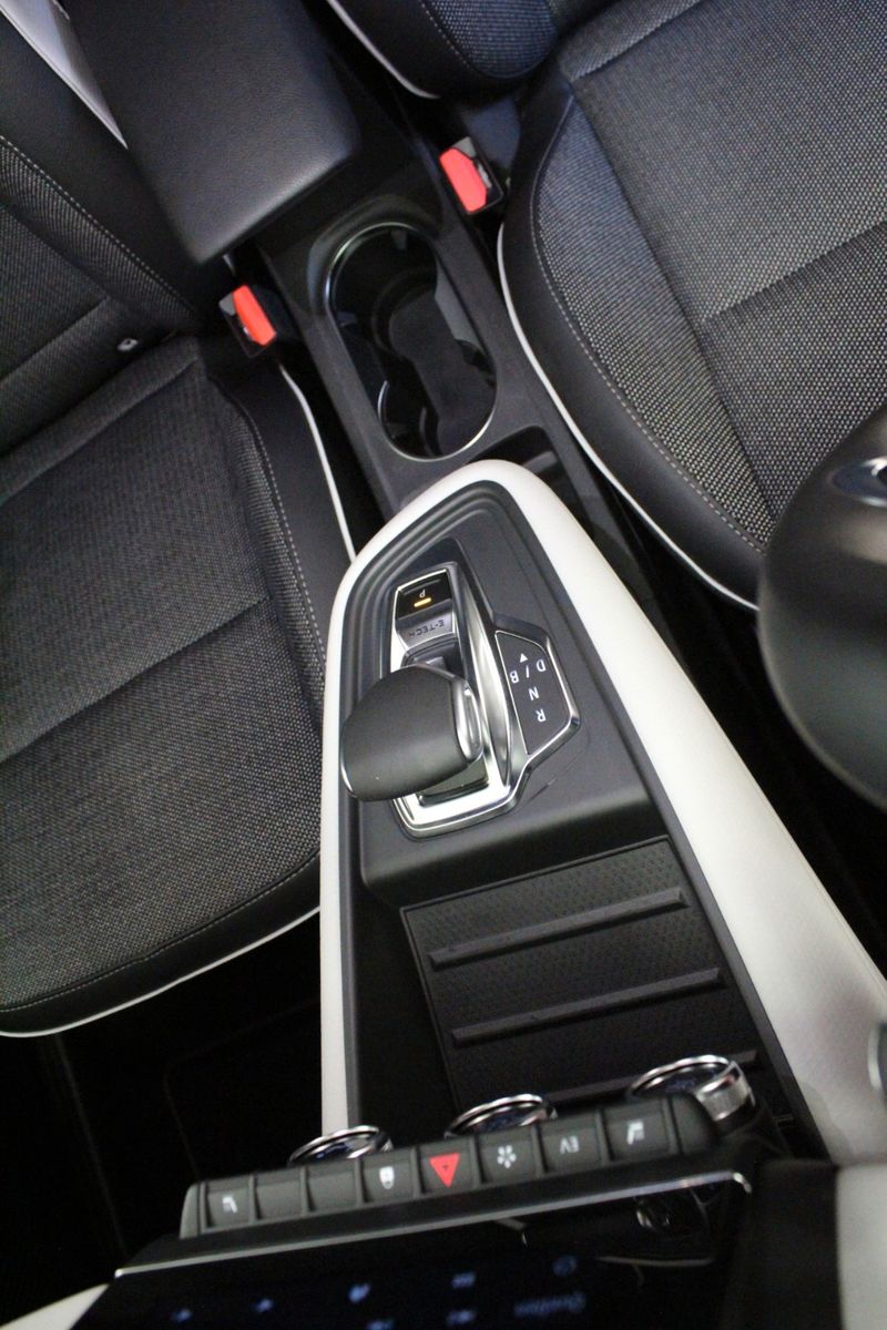 Fahrzeugabbildung Renault Captur E-Tech Plug-In 160* Edition One *