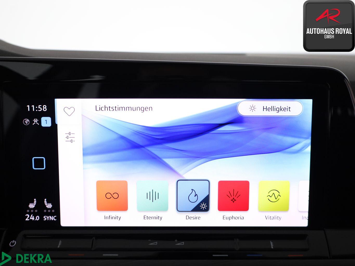 Volkswagen Golf VIII Variant 1.5 eTSI STYLE MASSAGE,KEYLESS, миниатюра 18