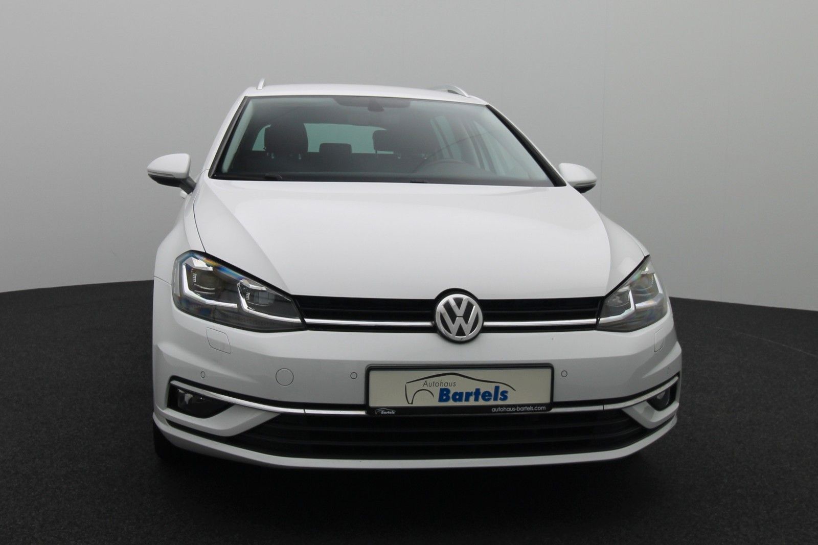 Fahrzeugabbildung Volkswagen Golf VII Variant 1.5 DSG Highline