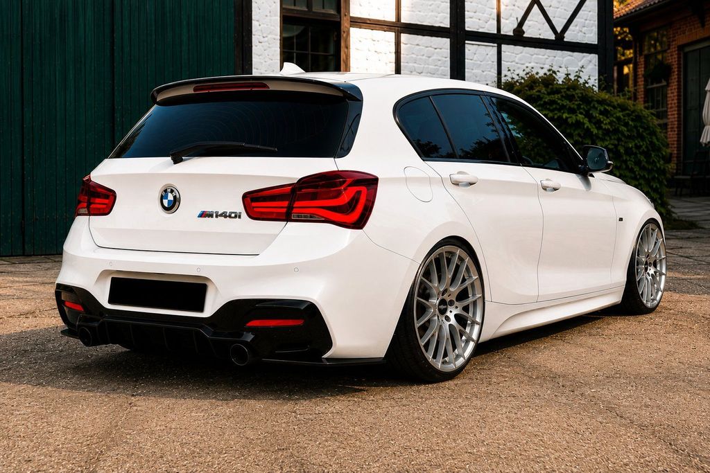 Image of BMW 118