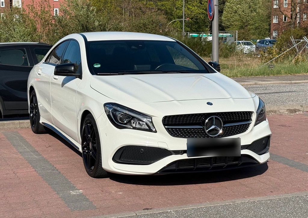 Image of Mercedes-Benz CLA 220