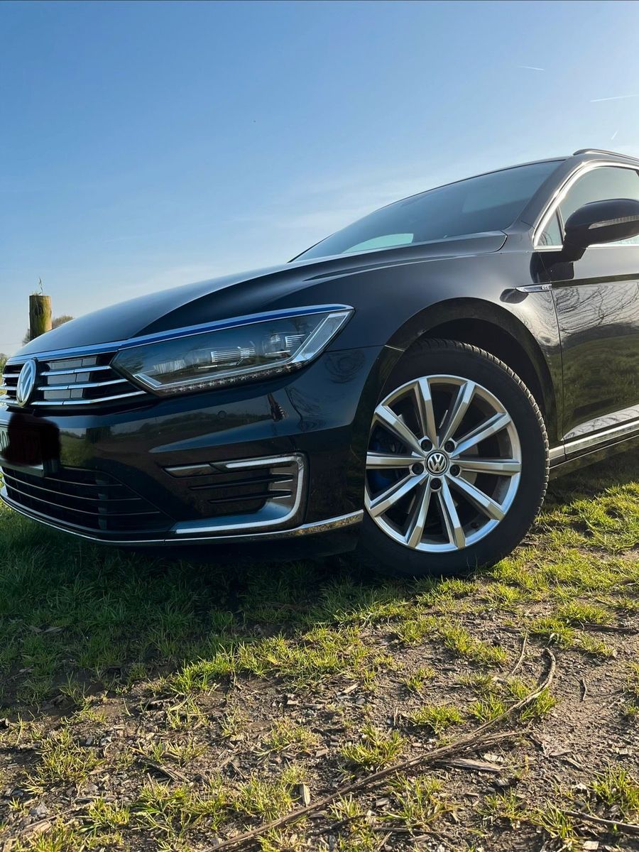 VW Passat Variant