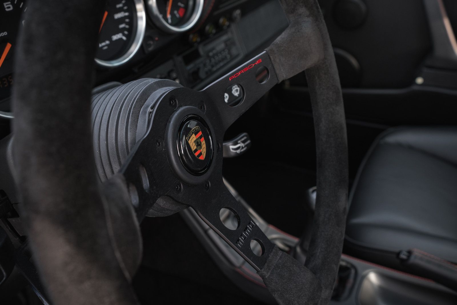 Fahrzeugabbildung Porsche 964 C4 Coupe-300 PS-18 Zoll Cup-KW Fahrwerk