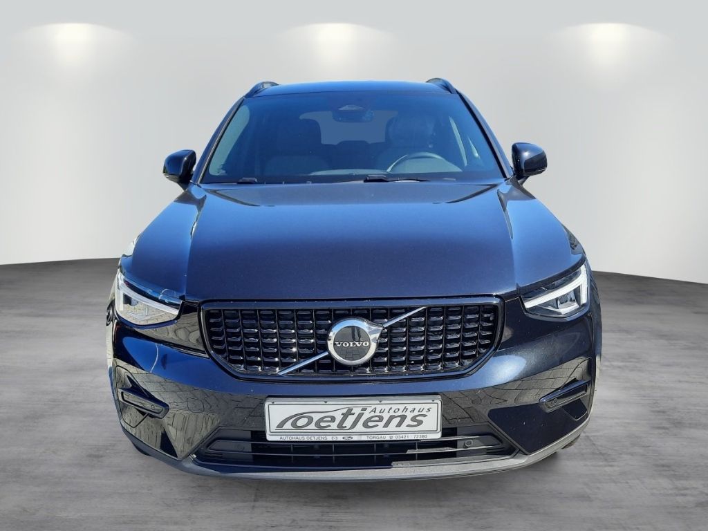 Volvo XC40 B3 Plus Dark FrontShHzg Kamera Winterpaket imagem 3
