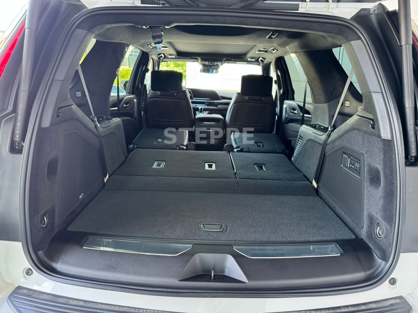 Cadillac Escalade 6.2 V8 Sport Platinum EU-Navi Luftfed.