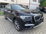 BMW X3 xDrive 20 xLine Pano*AHK*T-Leder*LiveCockp. - mit Benzin-Antrieb: Geländewagen