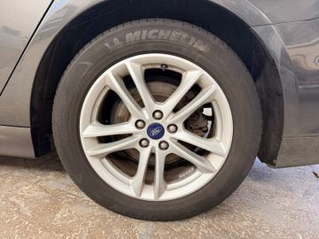 Ford Mondeo - 7