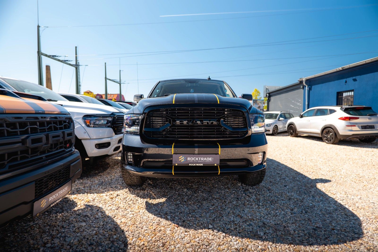 Fahrzeugabbildung Dodge RAM 5.7 V8 HEMI 4x4 OFFROAD Night-Paket *LED*AHK