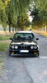 BMW E30 - Malachit Grün - 316i - HU 2028 - BMW 316 in Bonn