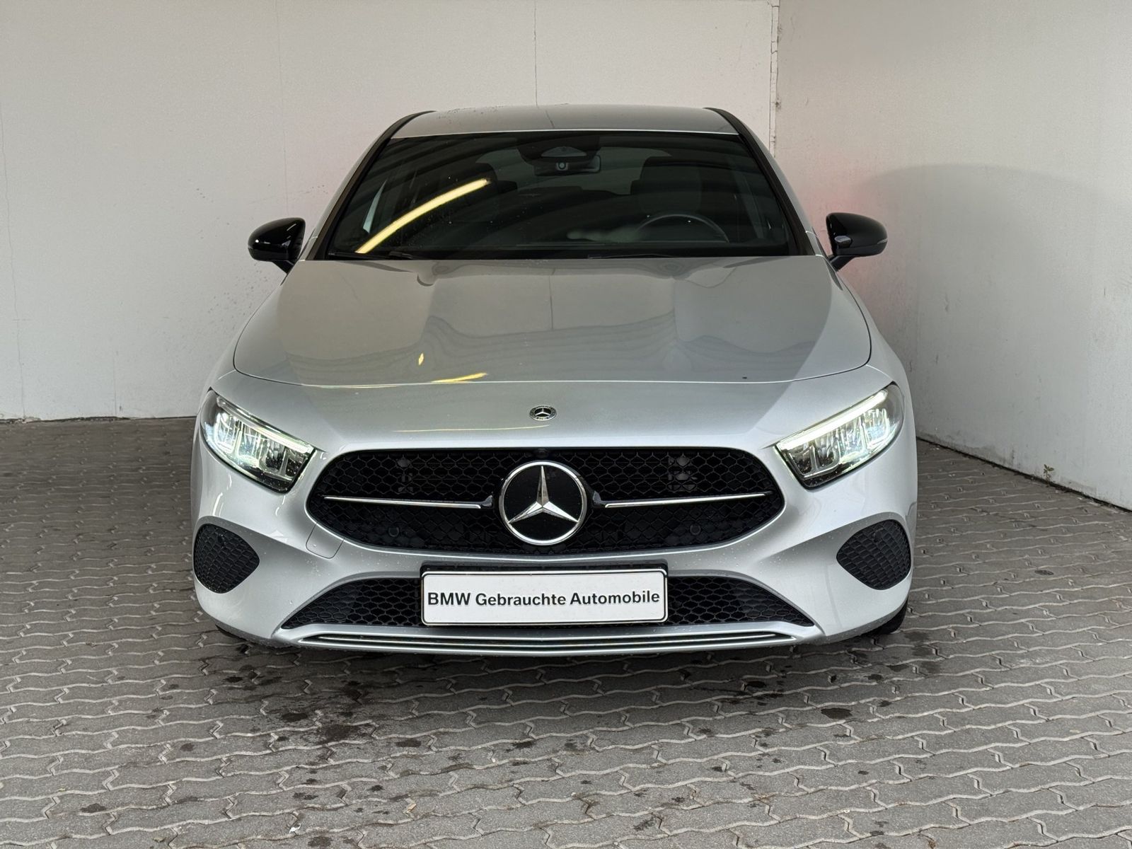 Mercedes-Benz A180 7G-DCT Progressive Advanced Navi foto 2