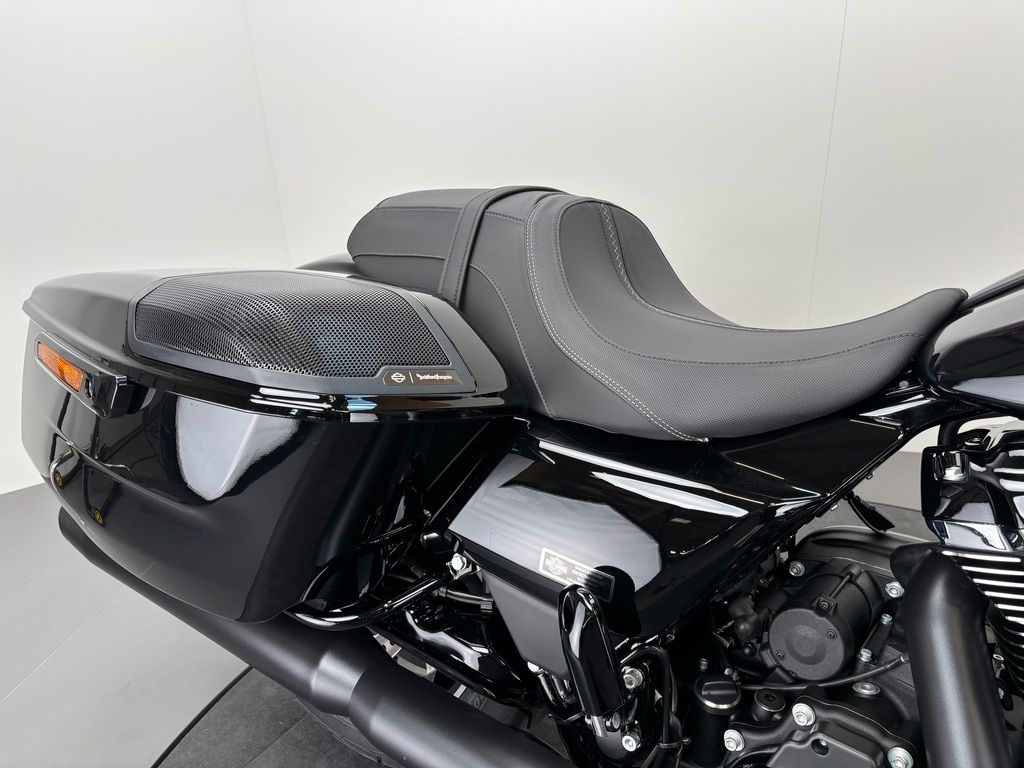 Fahrzeugabbildung Harley-Davidson STREET GLIDE *NEUWERTIG *MY25