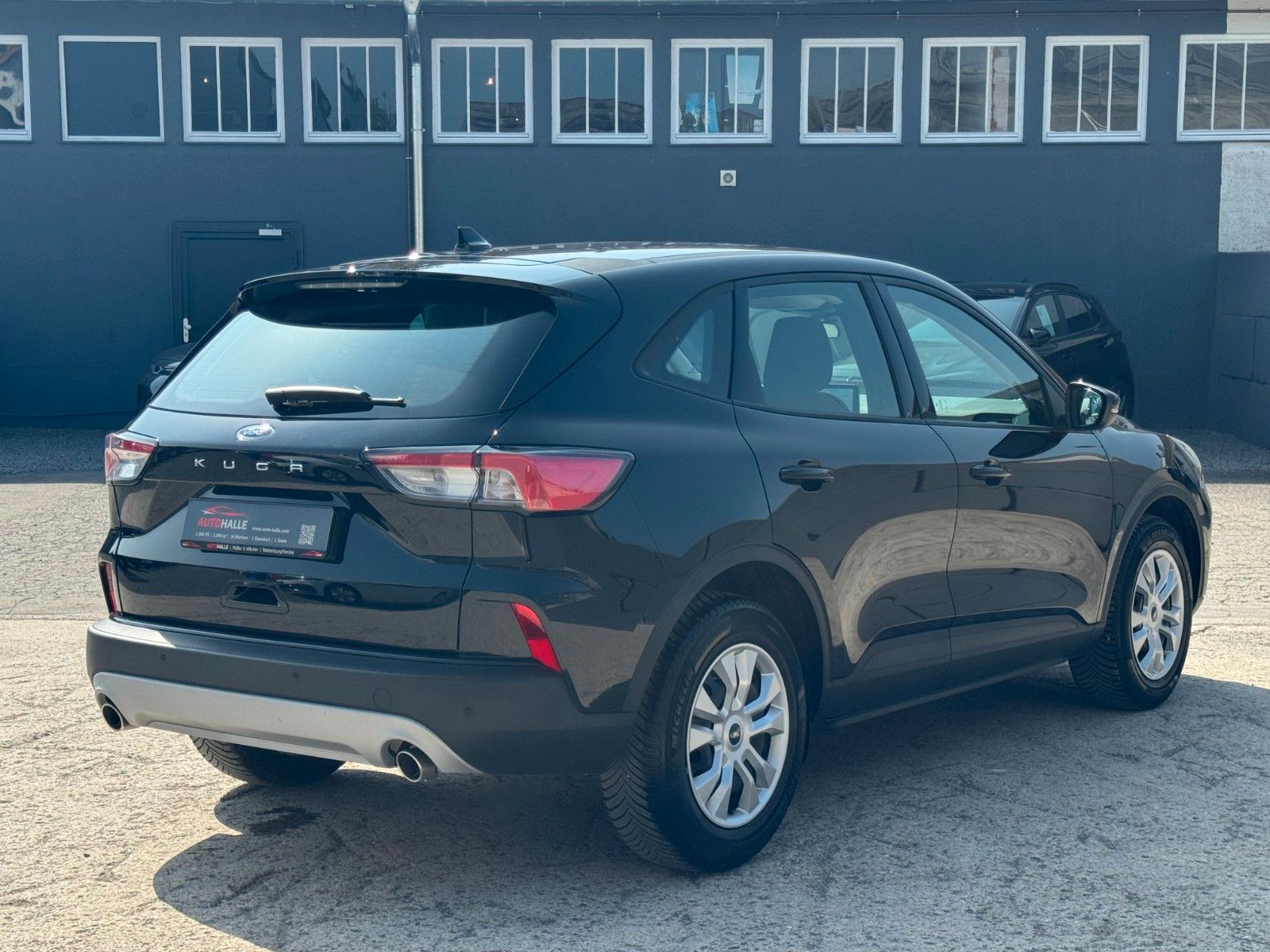 Fahrzeugabbildung Ford Kuga 1.5 EB Cool & Connect Navi CarPlay SHZ AHK