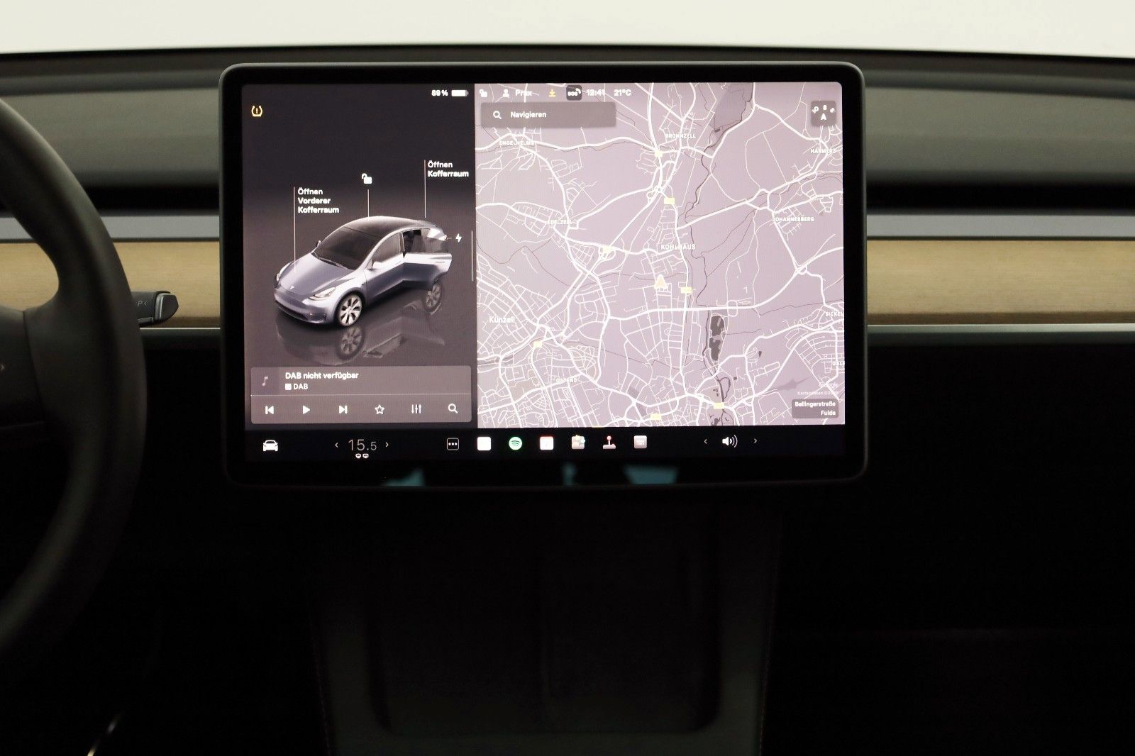 Fahrzeugabbildung Tesla Model Y Long Range Dual Motor AWD,Autopilot,Pano