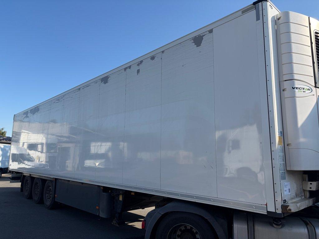 Schmitz Cargobull SKO24 Carrier Vector 1950 Bi-Temp
