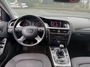 Audi A4 - 11