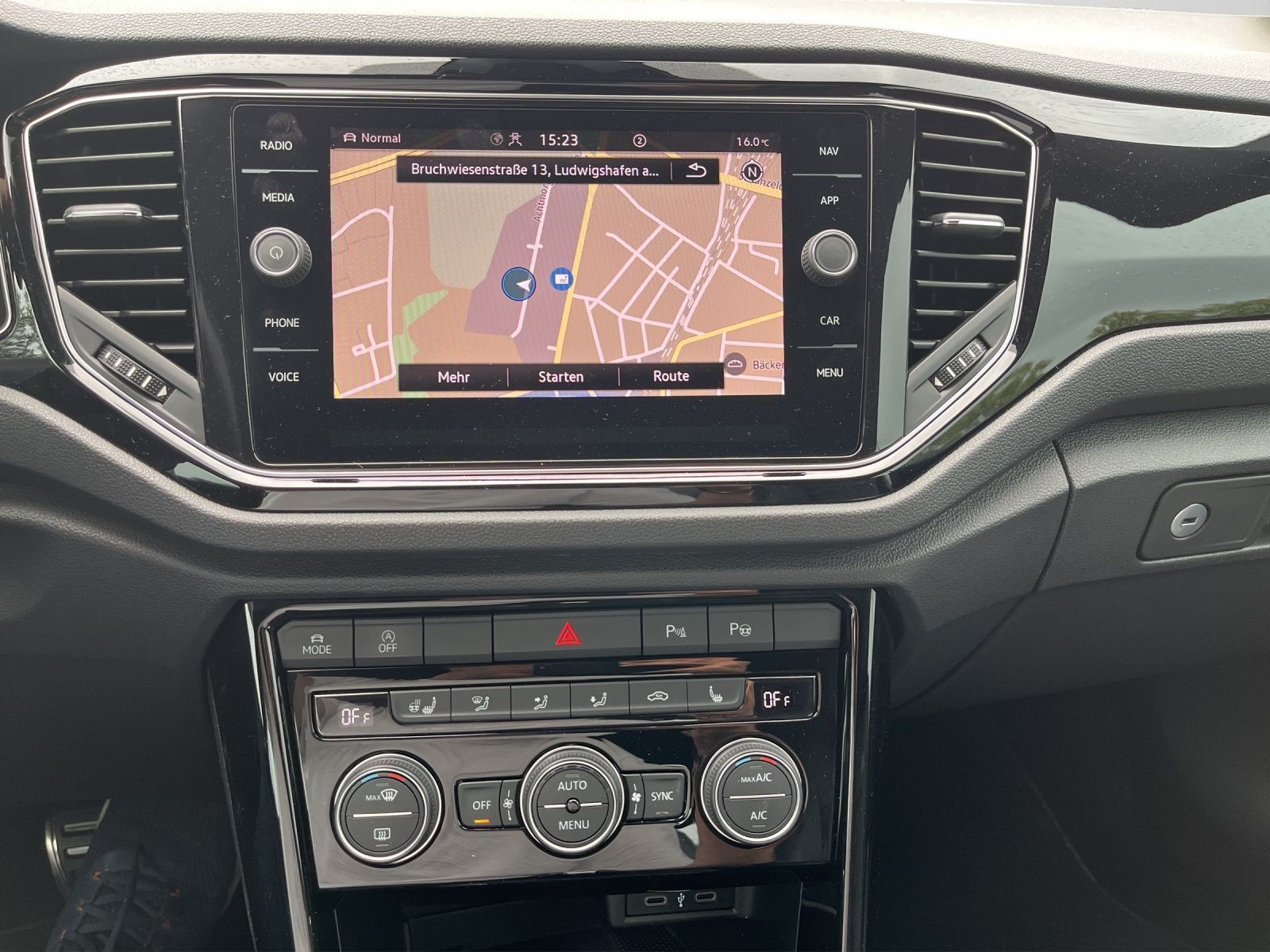 Volkswagen T-Roc - Bild 13