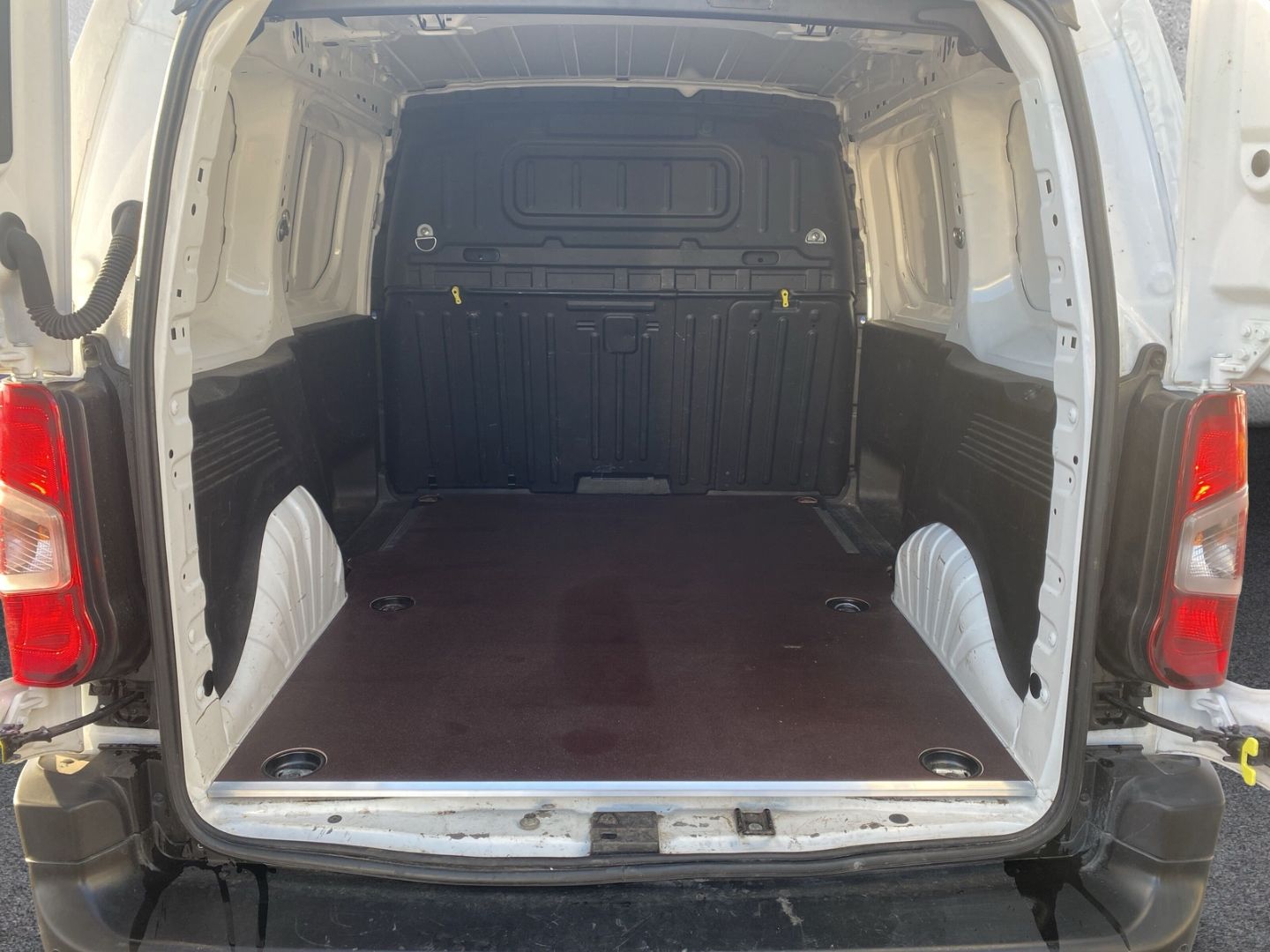 Fahrzeugabbildung Peugeot Partner Grip L1 1.5 BlueHDi *Frontscheibe heizba