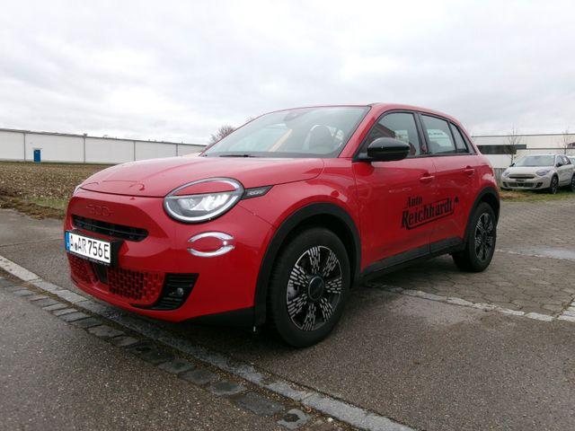Fiat 600 e W Red Uconnect LED ACC AUT KlimaA PDC