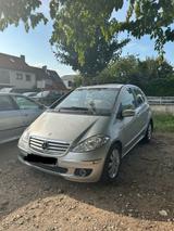 Mercedes-Benz A 200 Elegance Automatik | TÜV 2027 | Panorama - Mercedes-Benz 200: T