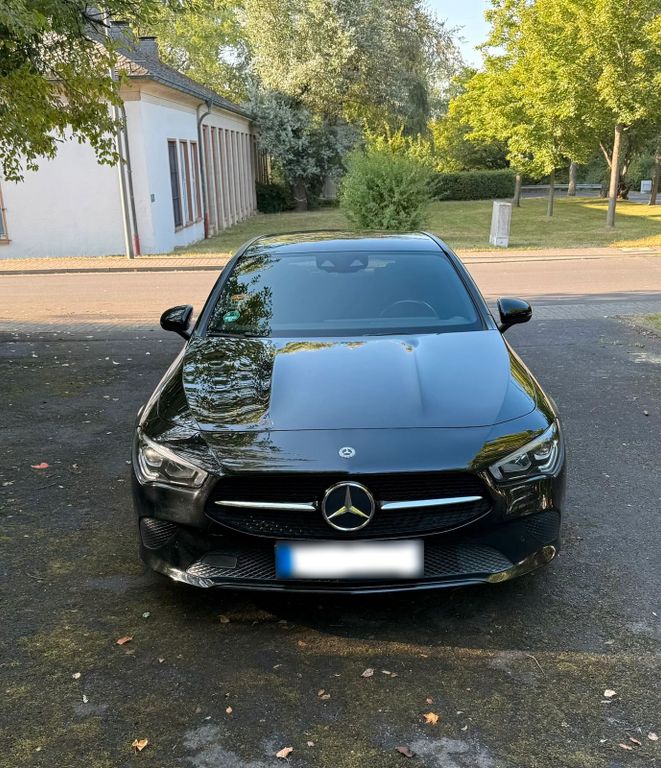 Image of Mercedes-Benz CLA 200 Shooting Brake