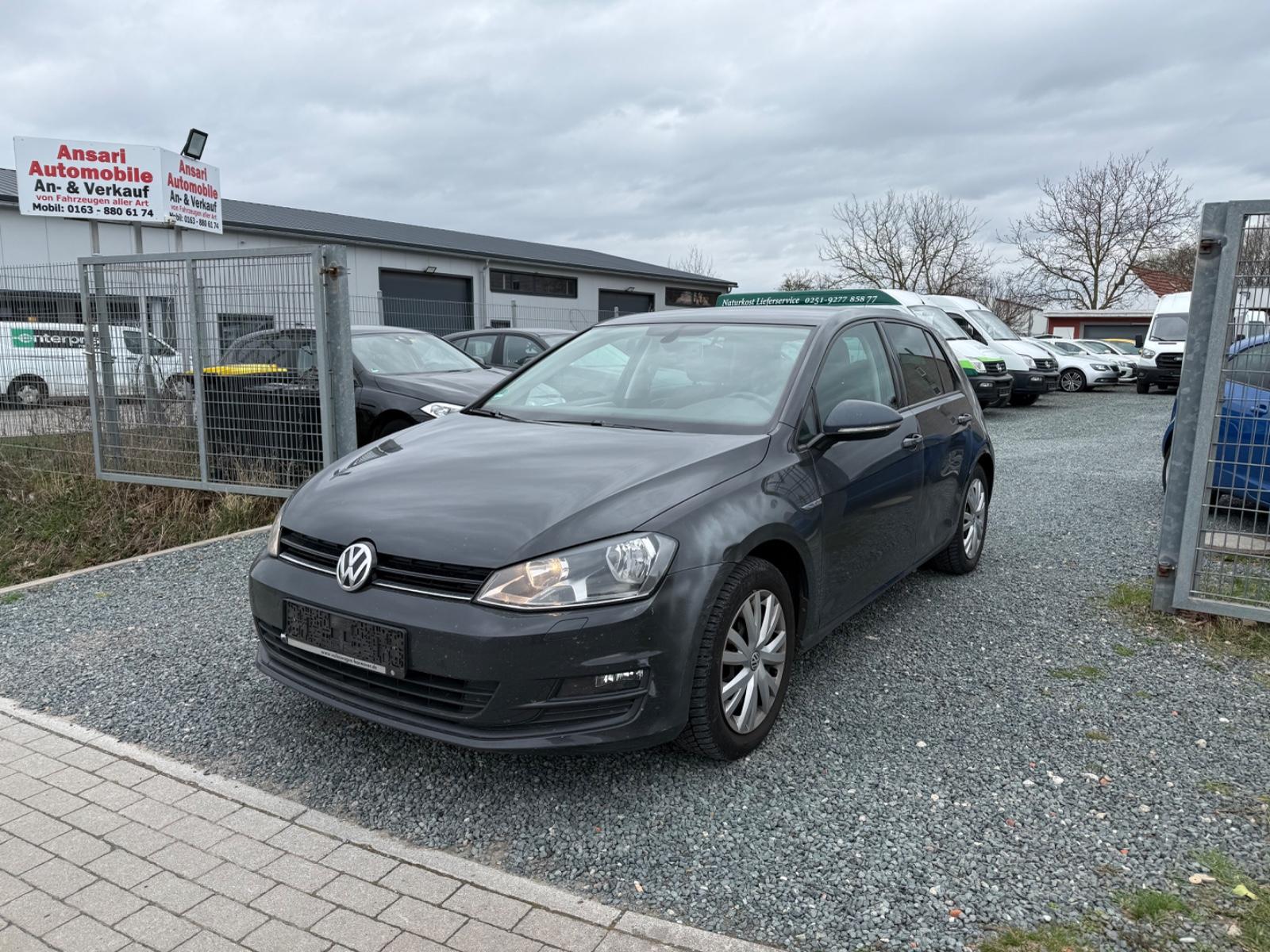 Volkswagen Golf VII Lim. 1.6 TDI BMT Cup |Navi |PDC |SHZ