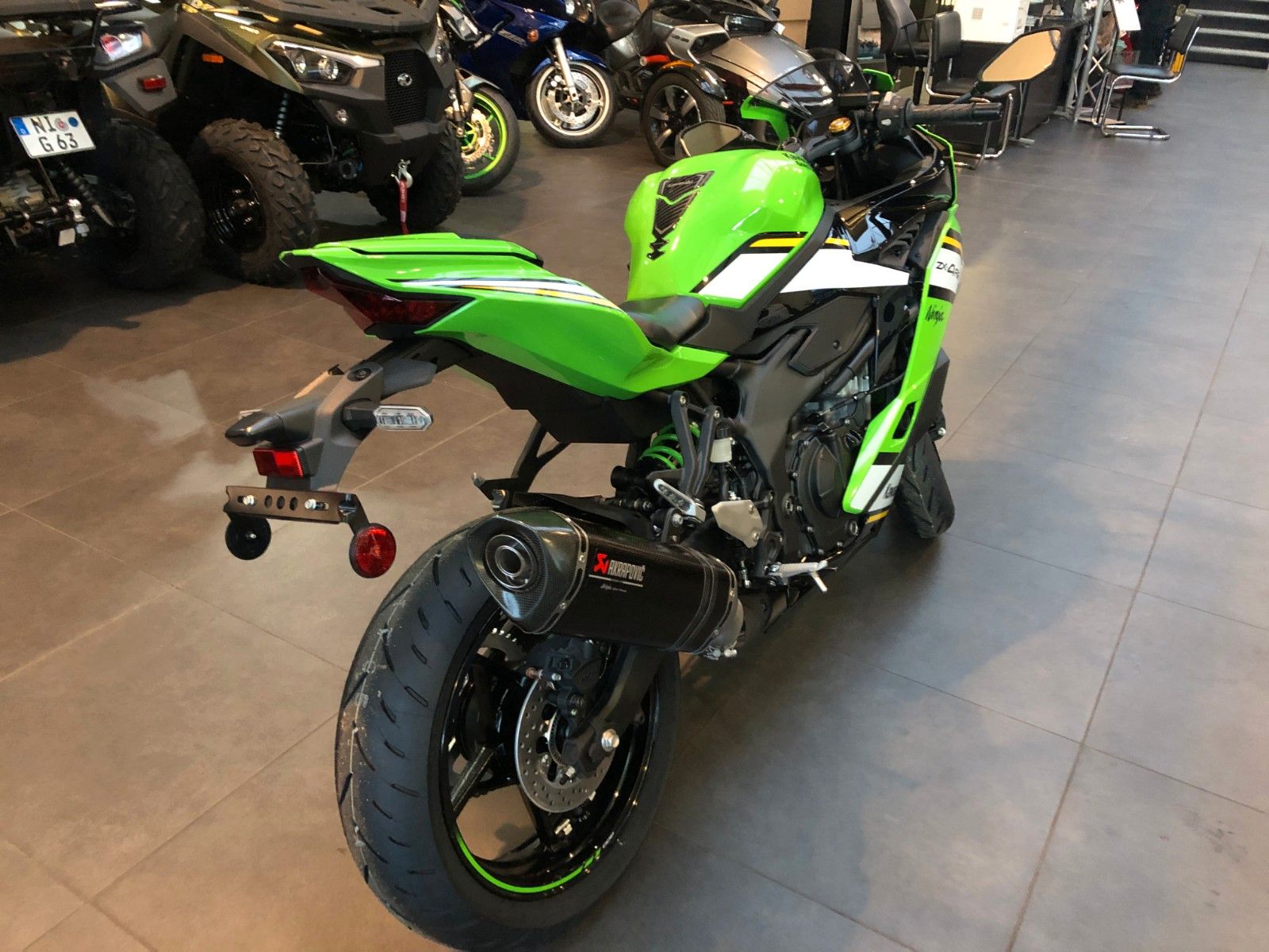 Fahrzeugabbildung Kawasaki Ninja ZX-4RR Performance