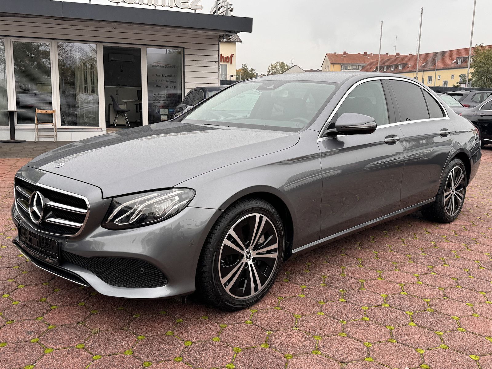 Mercedes-Benz E 400 d 4Matic Avantgarde COMAND RFKA WIDESCREEN