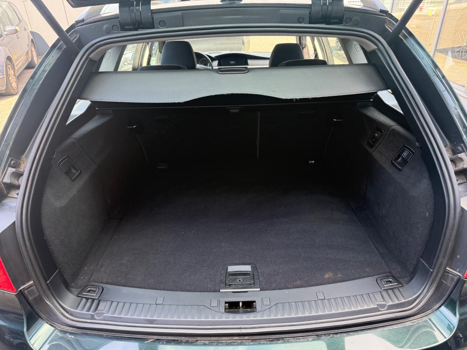 BMW 525 2005 — photo 12