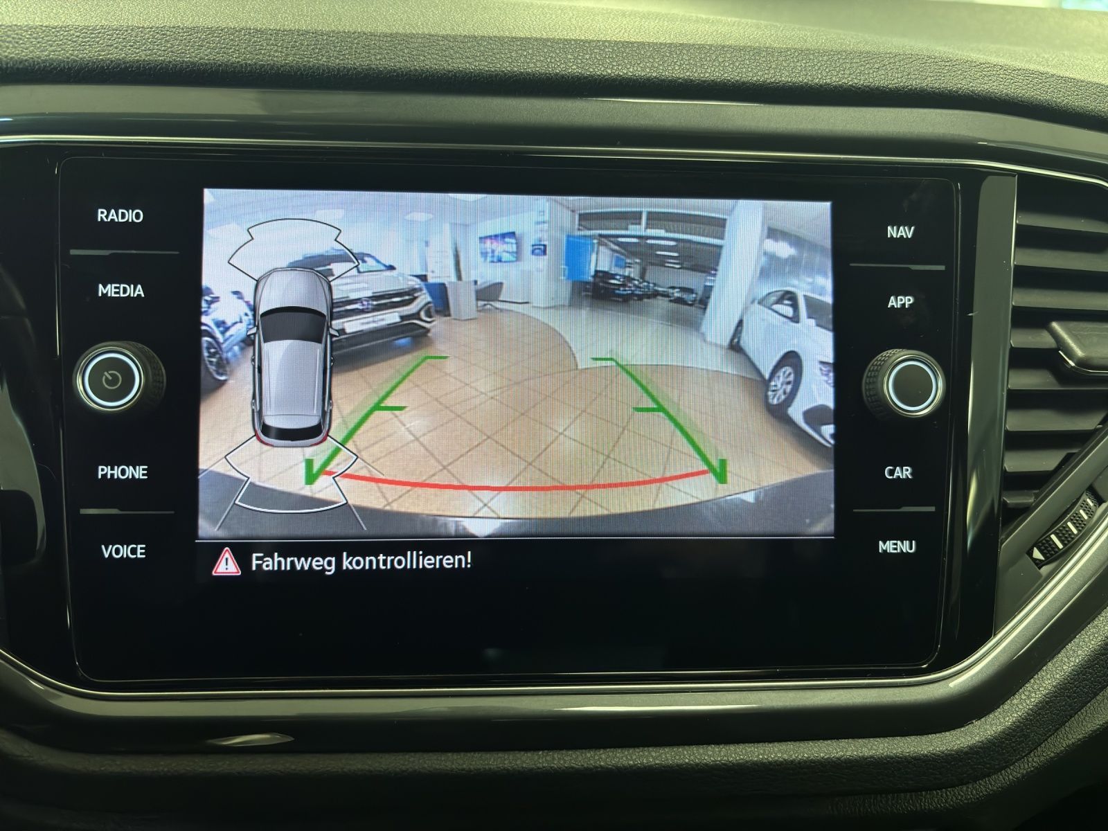 Volkswagen T-Roc - Bild 17