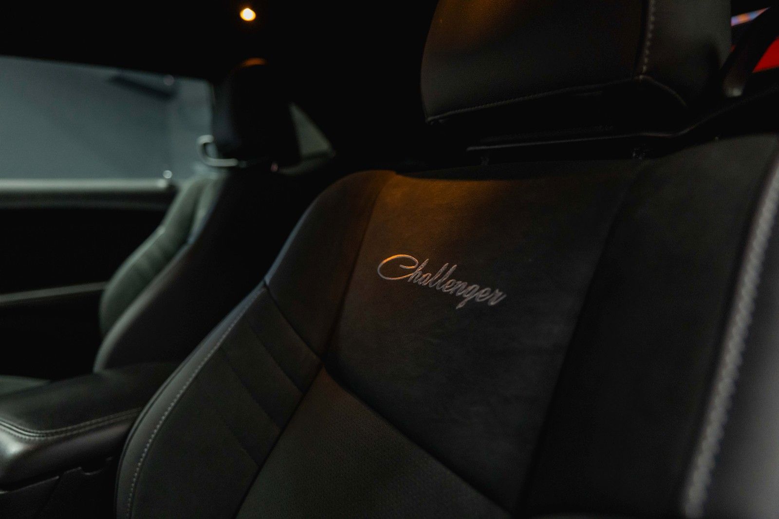 Fahrzeugabbildung Dodge Challenger 3.6 V6 GT SRT Styling *LED*Kamera*19%