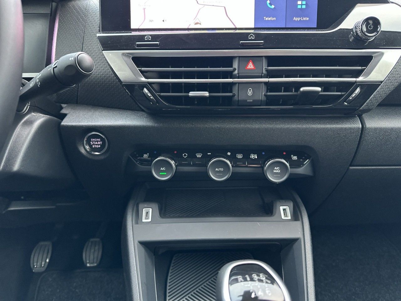 Fahrzeugabbildung Citroën C4 PureTech 130 SHINE